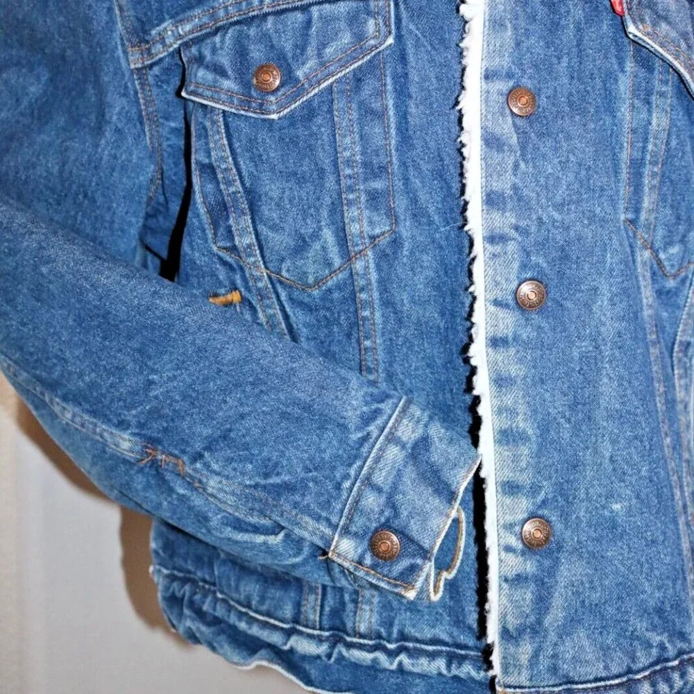 Vintage Levis Sherpa Trucker Jacket Mens Size 46R Denim Jean Made in USA - Picture 11 of 16